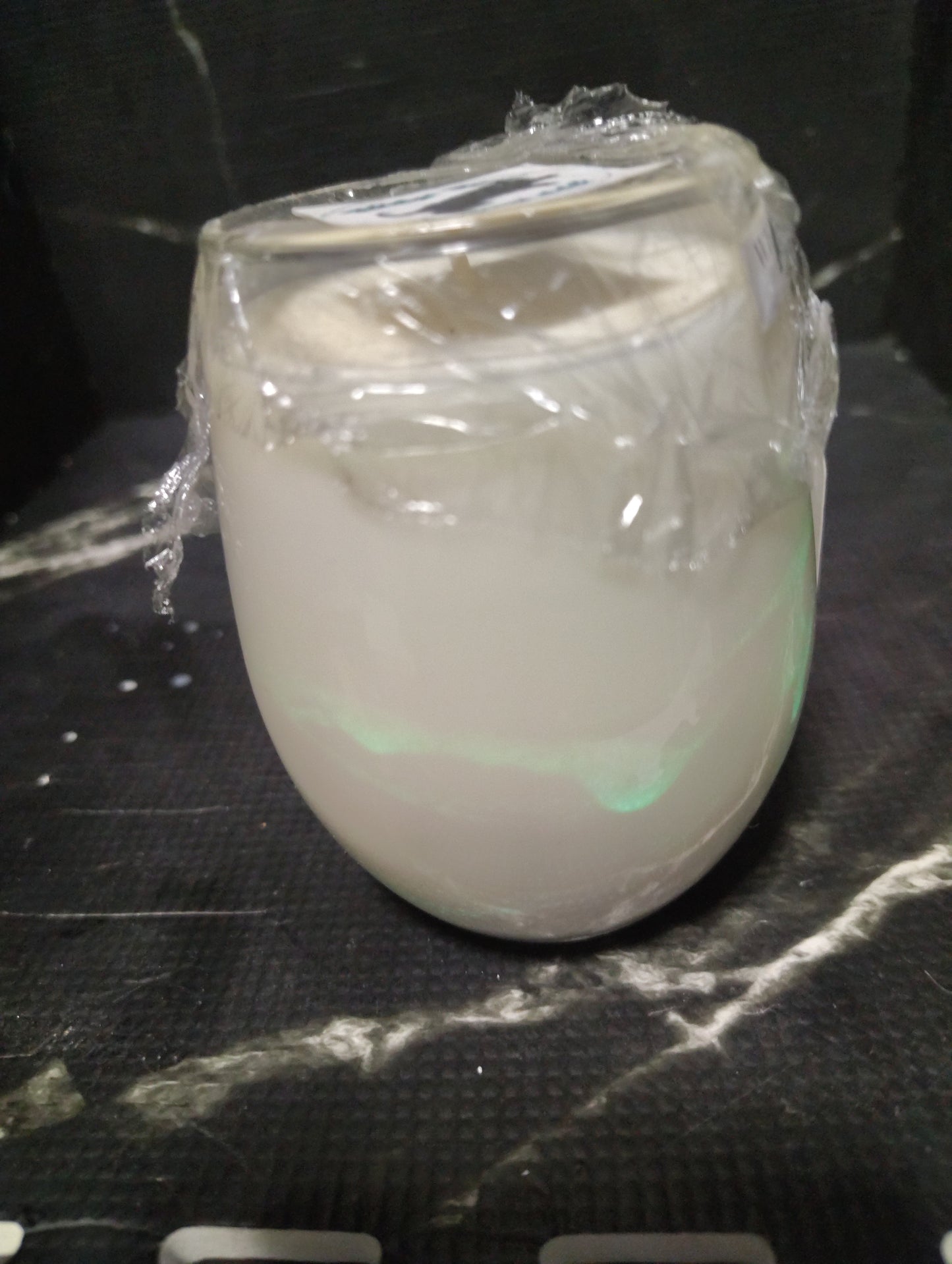 White Ocean Sands Glow in the Dark Candle