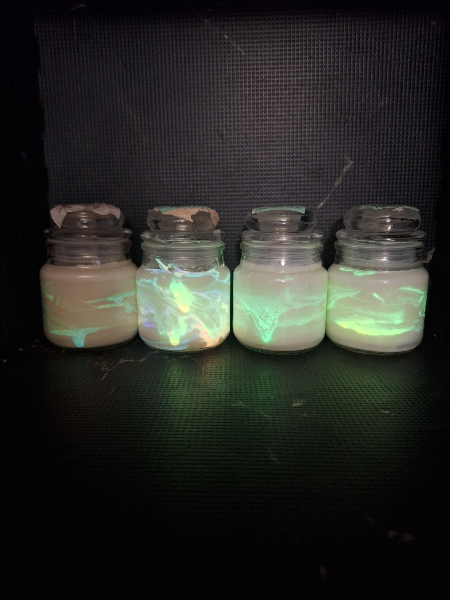 Apple Cinnamon Glow in the Dark Candle