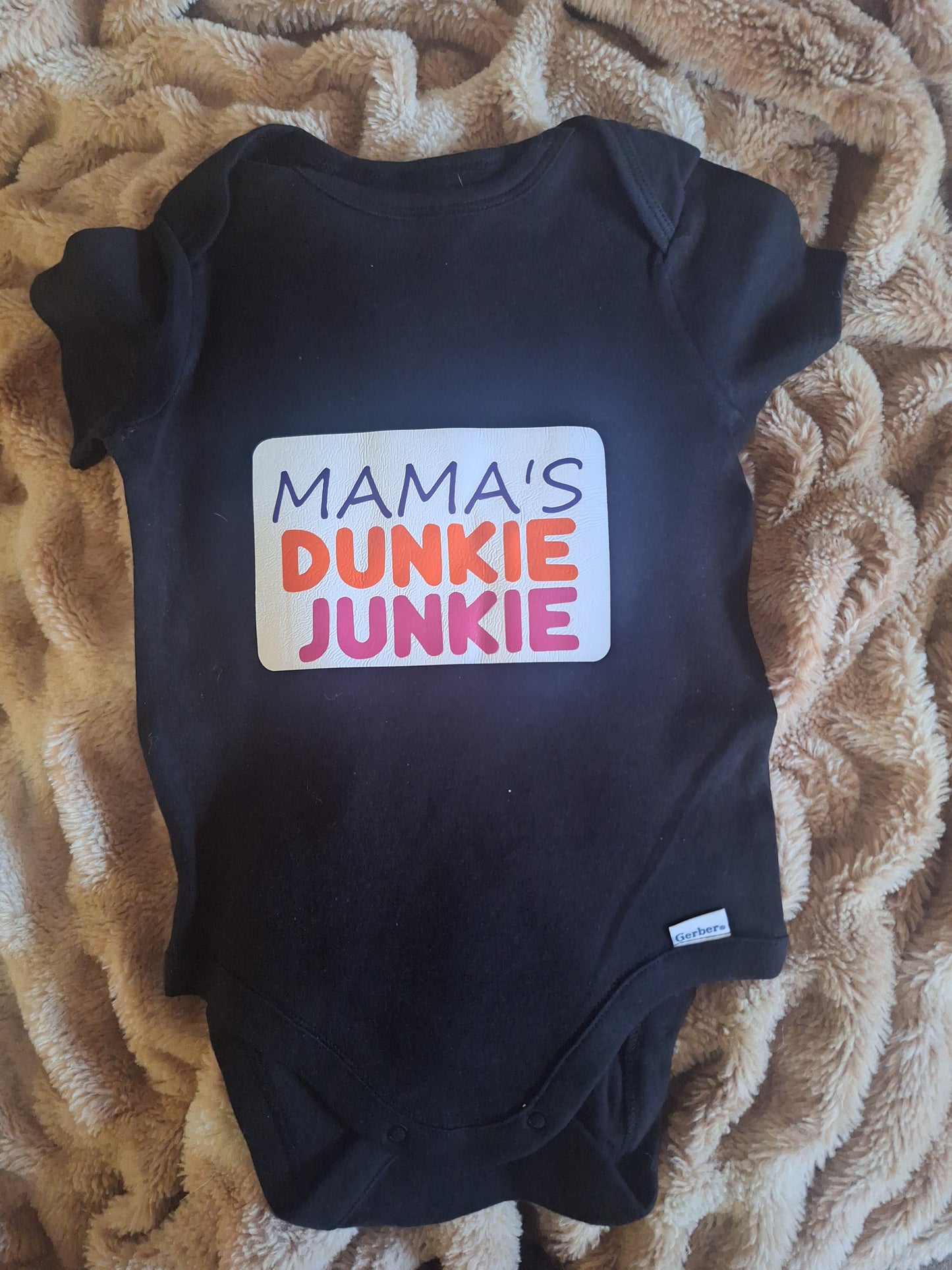 Mama's Dunkie Junkie